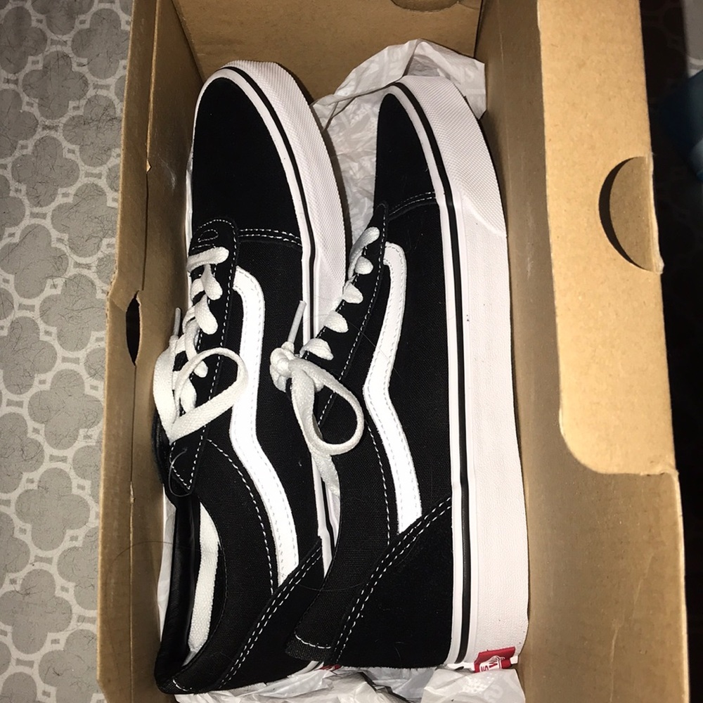 new in box old skool vans